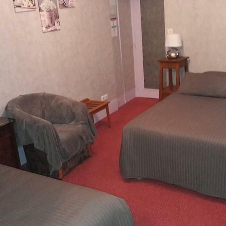 Logis Hotel Le Cor D'Argent Екстер'єр фото