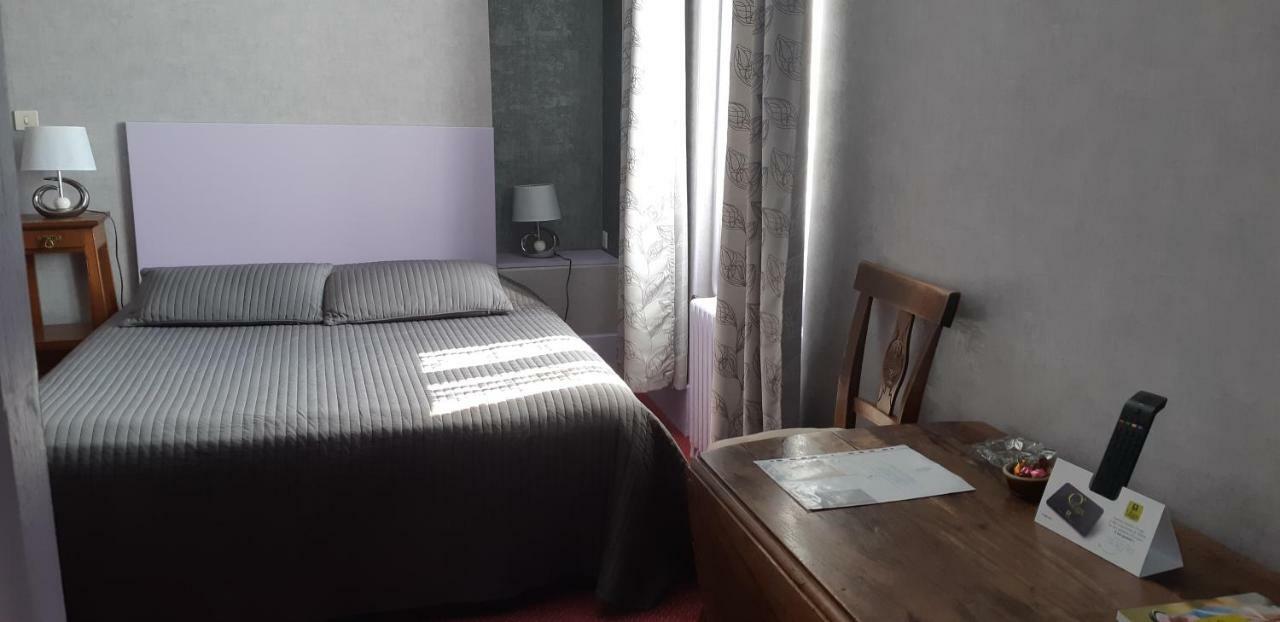 Logis Hotel Le Cor D'Argent Екстер'єр фото